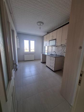 GÜVENAY - ÇORUM ULUKAVAK GÜNEŞ GROSS YANIN 3+1 KİRALIK DAİRE