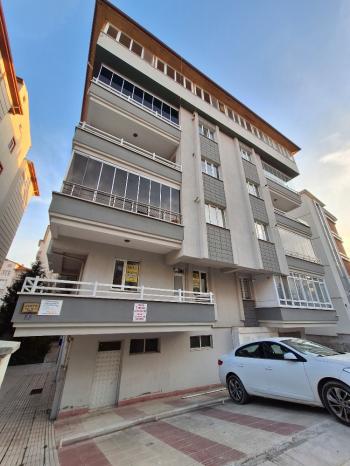 GÜVENAY - ÇORUM ÜÇTUTLAR 23 NİSAN OKULU CİVARI SATILIK DAİRE 