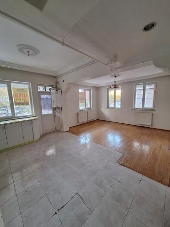GÜVENAY - ÇORUM ÜÇTUTLAR 23 NİSAN OKULU CİVARI SATILIK DAİRE 