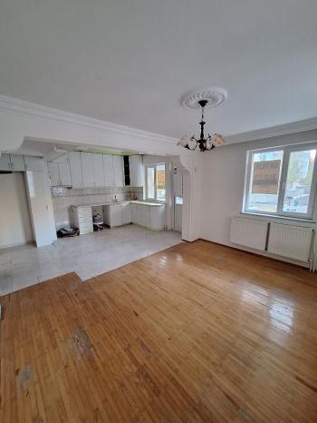 GÜVENAY - ÇORUM ÜÇTUTLAR 23 NİSAN OKULU CİVARI SATILIK DAİRE 