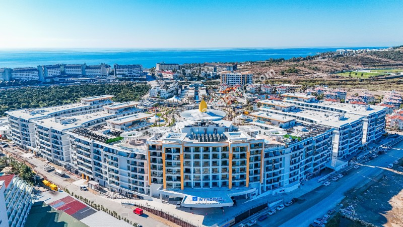 3+1  Alanya  Bölgesinin  En  Lüks sitesinde Satılık  Uygun  Fiyat  Daire 