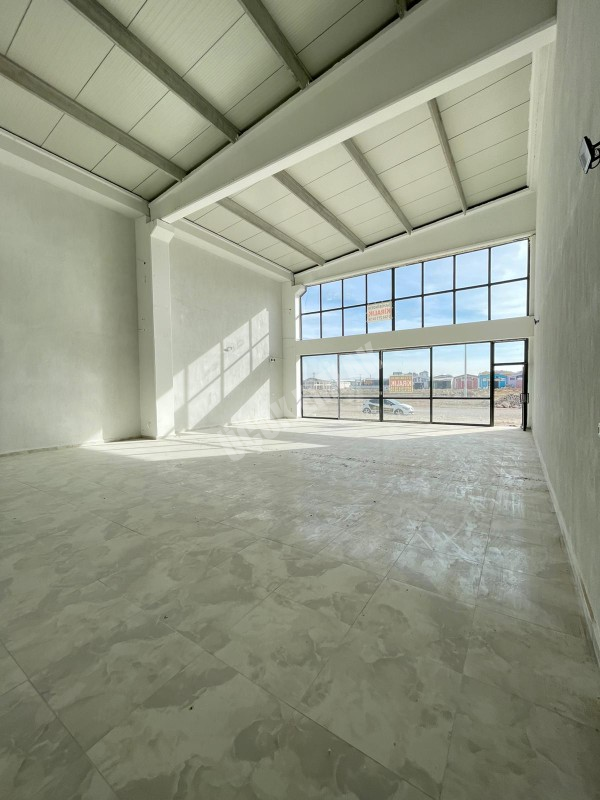 AFYON ÜÇOK EMLAKTAN YENİCE MAH SIFIR DÜKKANLAR 