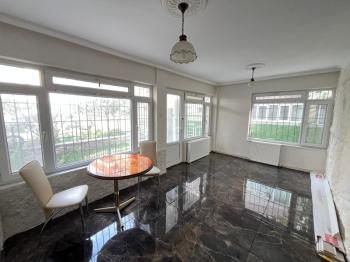 MUDANYA GÜZELYALI DENİZE 15 ADIM, 3 KATLI BİNADA 70M2 1+1 YÜKSEK GİRİŞ BAHÇE KATI LÜKS DAİRE