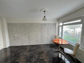 MUDANYA GÜZELYALI DENİZE 15 ADIM, 3 KATLI BİNADA 70M2 1+1 YÜKSEK GİRİŞ BAHÇE KATI LÜKS DAİRE