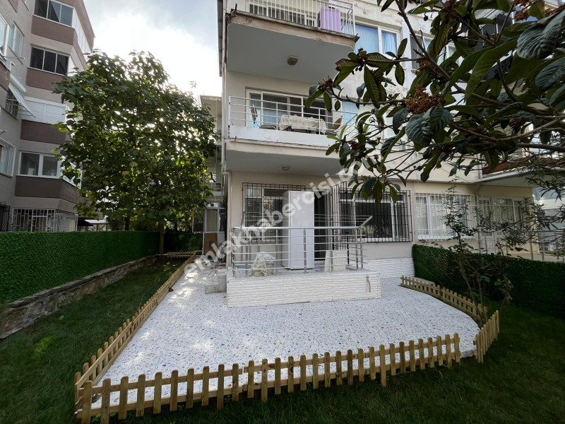 MUDANYA GÜZELYALI DENİZE 15 ADIM, 3 KATLI BİNADA 70M2 1+1 YÜKSEK GİRİŞ BAHÇE KATI LÜKS DAİRE