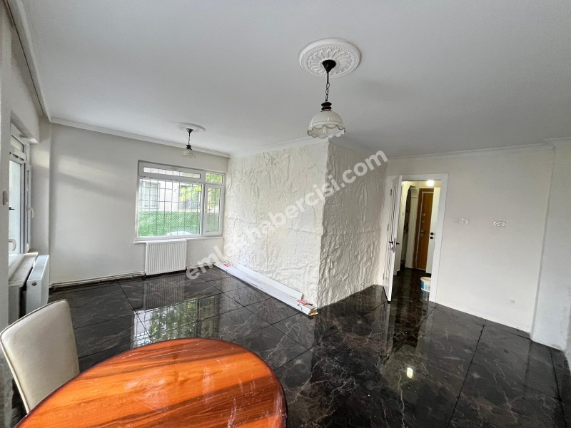 MUDANYA GÜZELYALI DENİZE 15 ADIM, 3 KATLI BİNADA 70M2 1+1 YÜKSEK GİRİŞ BAHÇE KATI LÜKS DAİRE