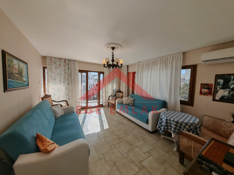 Altınkum Sahiline 50 Metre Mesafede Satılık 2+1 Daire