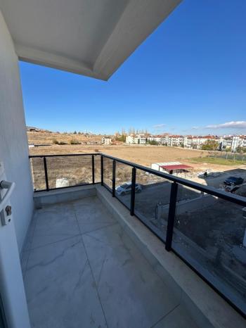 AFYON ÜÇOK EMLAKTAN MAREŞAL F ÇAKMAK MAH SATILIK SIFIR LÜX 3+1 - 2+1 DAİRELER