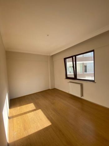 ARTI' DAN ÖZLÜCE DE TEMİZ 3+1 KİRALIK DAİRE