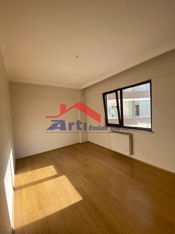 ARTI' DAN ÖZLÜCE DE TEMİZ 3+1 KİRALIK DAİRE