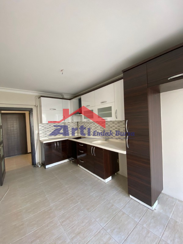 ARTI' DAN ÖZLÜCE DE TEMİZ 3+1 KİRALIK DAİRE