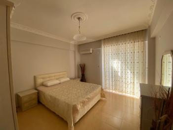 ALTINKUM MAHALLESİNDE DENİZE YÜRÜME MESAFESİNDE,SİTE İÇİNDE,HAVUZLU EŞYALI,,GENİŞ BALKONLU 2+1 SATILIK DAİRE