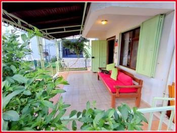 Didim Efeler Mahallesi Özgün Kent Sitesi’nde 3+1 Bahçeli Ev