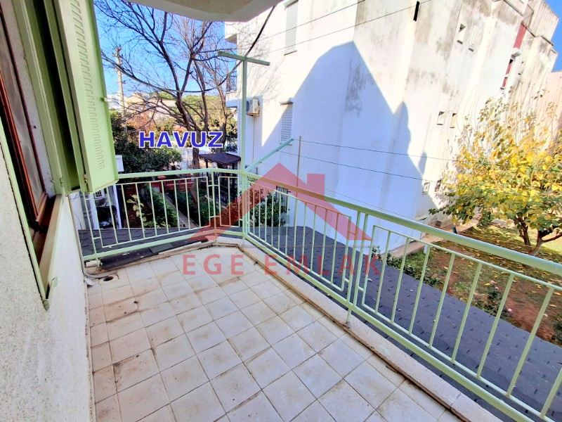 Didim Efeler Mahallesi Özgün Kent Sitesi’nde 3+1 Bahçeli Ev