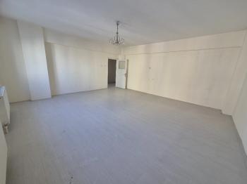 GÜVENAY - ÇORUM ULUKAVAK OSMANCIK CADDESİ ÜZERİNDE 3+1 KİRALIK DAİRE