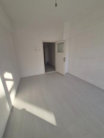 GÜVENAY - ÇORUM ULUKAVAK OSMANCIK CADDESİ ÜZERİNDE 3+1 KİRALIK DAİRE