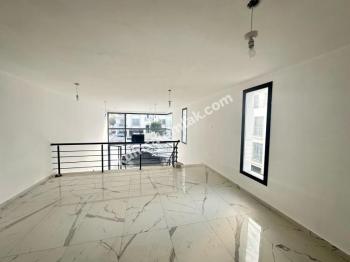 Girne Merkez Sende Katlı Teraslı İş Yeri Dükkan