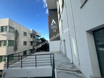 Girne Merkez Sende Katlı Teraslı İş Yeri Dükkan