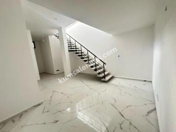 Girne Merkez Sende Katlı Teraslı İş Yeri Dükkan