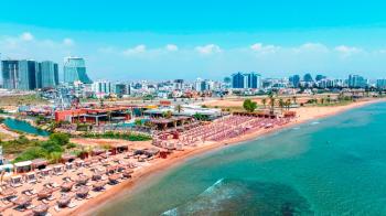 KKTC İskele'nin En İyi Projesi Grand Sapphire'de B Blokta Taşınmaya Hazır Deniz Mazaralı Satılık 2+1 Fırsat Eşyalı Daire