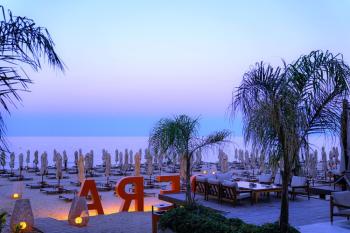 KKTC İskele'nin En İyi Projesi Grand Sapphire'de B Blokta Taşınmaya Hazır Deniz Mazaralı Satılık 2+1 Fırsat Eşyalı Daire