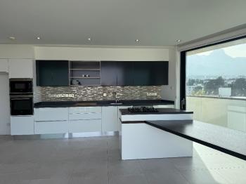 KKTC Girne Merkezde Türk Tapulu Satılık 3+1 Daire