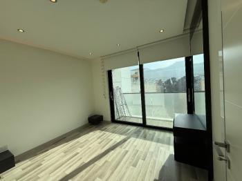 KKTC Girne Merkezde Türk Tapulu Satılık 3+1 Daire