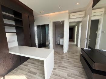 KKTC Girne Merkezde Türk Tapulu Satılık 3+1 Daire