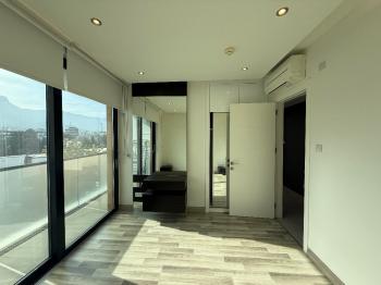 KKTC Girne Merkezde Türk Tapulu Satılık 3+1 Daire