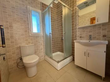 KKTC Girne Lapta Bölgesinde 1262 m2 Arsa İçinde Satılık 2+2 Villa