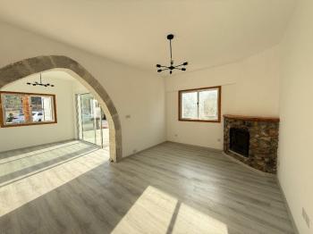 KKTC Girne Lapta Bölgesinde 1262 m2 Arsa İçinde Satılık 2+2 Villa