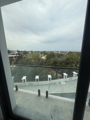 Girne Merkez’de Deniz Manzaralı 2+1 Satılık Daire