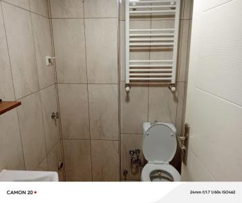 EMLAK HABERCİSİ 'NDEN MUDANYA HALİTPAŞA DENİZE 50 ADIM MESAFEDE ARA KAT 65 M2 NET GENİŞ 1+1 DAİRE