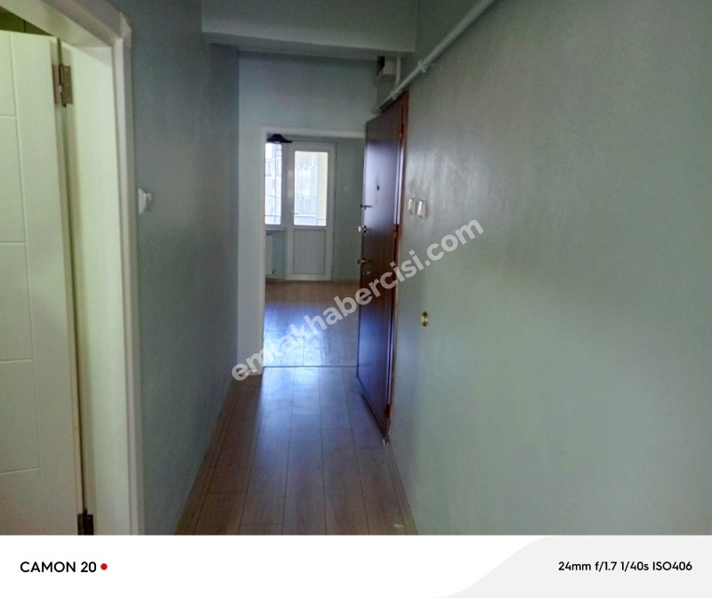 EMLAK HABERCİSİ 'NDEN MUDANYA HALİTPAŞA DENİZE 50 ADIM MESAFEDE ARA KAT 65 M2 NET GENİŞ 1+1 DAİRE