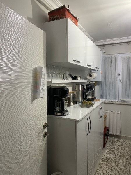 Çırçır Metro'ya 7 Dk Otoparklı 3.Kat 2+1 Satılık Daire