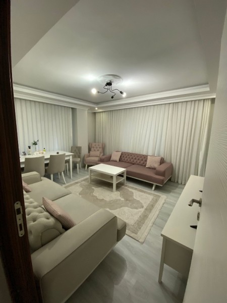 Çırçır Metro'ya 7 Dk Otoparklı 3.Kat 2+1 Satılık Daire