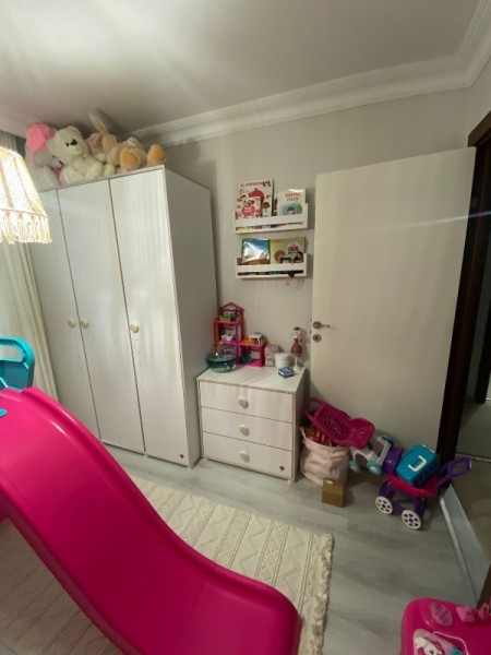 Çırçır Metro'ya 7 Dk Otoparklı 3.Kat 2+1 Satılık Daire