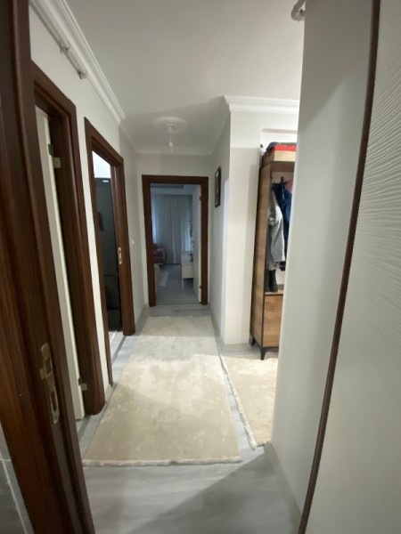 Çırçır Metro'ya 7 Dk Otoparklı 3.Kat 2+1 Satılık Daire