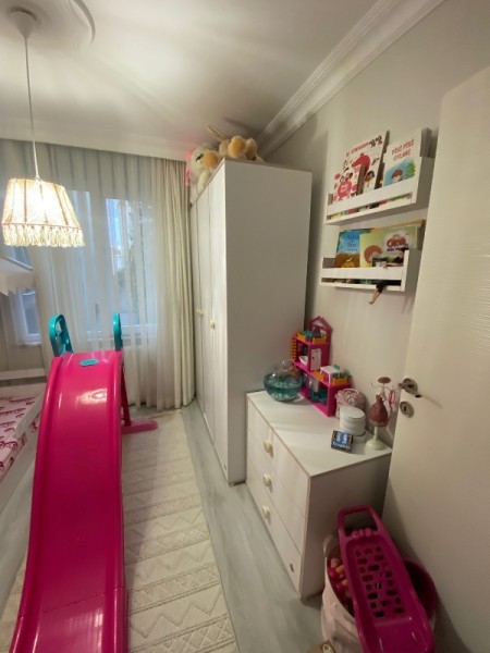 Çırçır Metro'ya 7 Dk Otoparklı 3.Kat 2+1 Satılık Daire