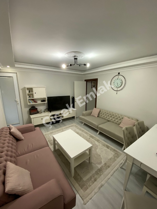 Çırçır Metro'ya 7 Dk Otoparklı 3.Kat 2+1 Satılık Daire