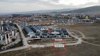 AFYON ÜÇOK EMLAKTAN YENİCE MAH SATILIK TOPRAKTAN 2+1 FIRSAT %50 PEŞİNAT İLE DAİRELER