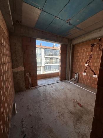 AFYON ÜÇOK EMLAKTAN MAREŞAL F ÇAKMAK  SATILIK SIFIR  ARAKAT KÖŞE KONUM LÜX 2+1 DAİRE