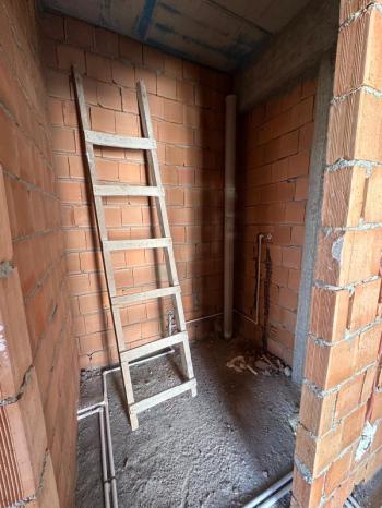 AFYON ÜÇOK EMLAKTAN MAREŞAL F ÇAKMAK  SATILIK SIFIR  ARAKAT KÖŞE KONUM LÜX 2+1 DAİRE