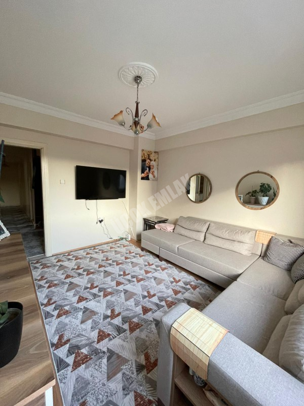 AFYON ÜÇOK EMLAKTAN KANLICA MAH SATILIK 3+1 TEMİZ BAKIMLI DAİRE