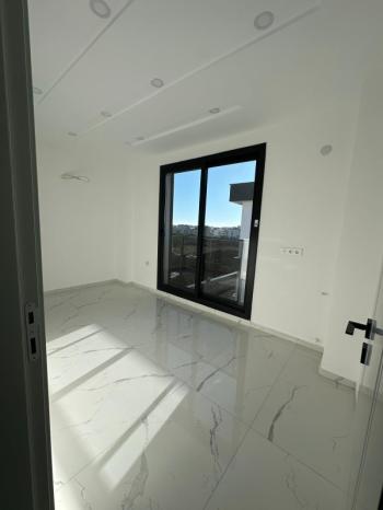 DİDİM ALTINKUM MAHALLESİNDE 290 M² ARSA İÇİNDE  4+1 TAM MÜSTAKİL HAVUZLU LÜKS VİLLA