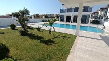 DİDİM HİSAR MAHALLESİNDE EŞYALI MÜSTAKİL HAVUZLU ,KIŞ BAHÇELİ LÜKS VİLLA