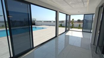 DİDİM HİSAR MAHALLESİNDE EŞYALI MÜSTAKİL HAVUZLU ,KIŞ BAHÇELİ LÜKS VİLLA