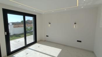 DİDİM HİSAR MAHALLESİNDE EŞYALI MÜSTAKİL HAVUZLU ,KIŞ BAHÇELİ LÜKS VİLLA