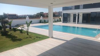 DİDİM HİSAR MAHALLESİNDE EŞYALI MÜSTAKİL HAVUZLU ,KIŞ BAHÇELİ LÜKS VİLLA