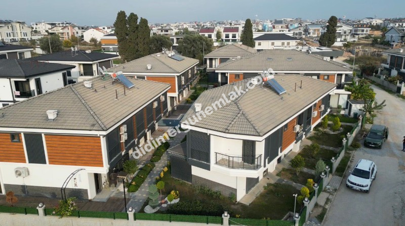  DİDİM HİSAR MAHALLESİNDE EŞYALI  HAVUZLU SİTE İÇİNDE  3+1  LÜKS  SATILIK VİLLA